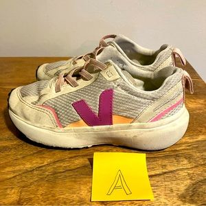 Veja Small Canary Kid’s Sneaker